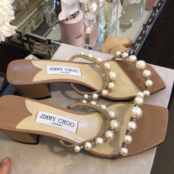 Jimmy Choo Amara Pearl Sandel - Picture 4 of 4